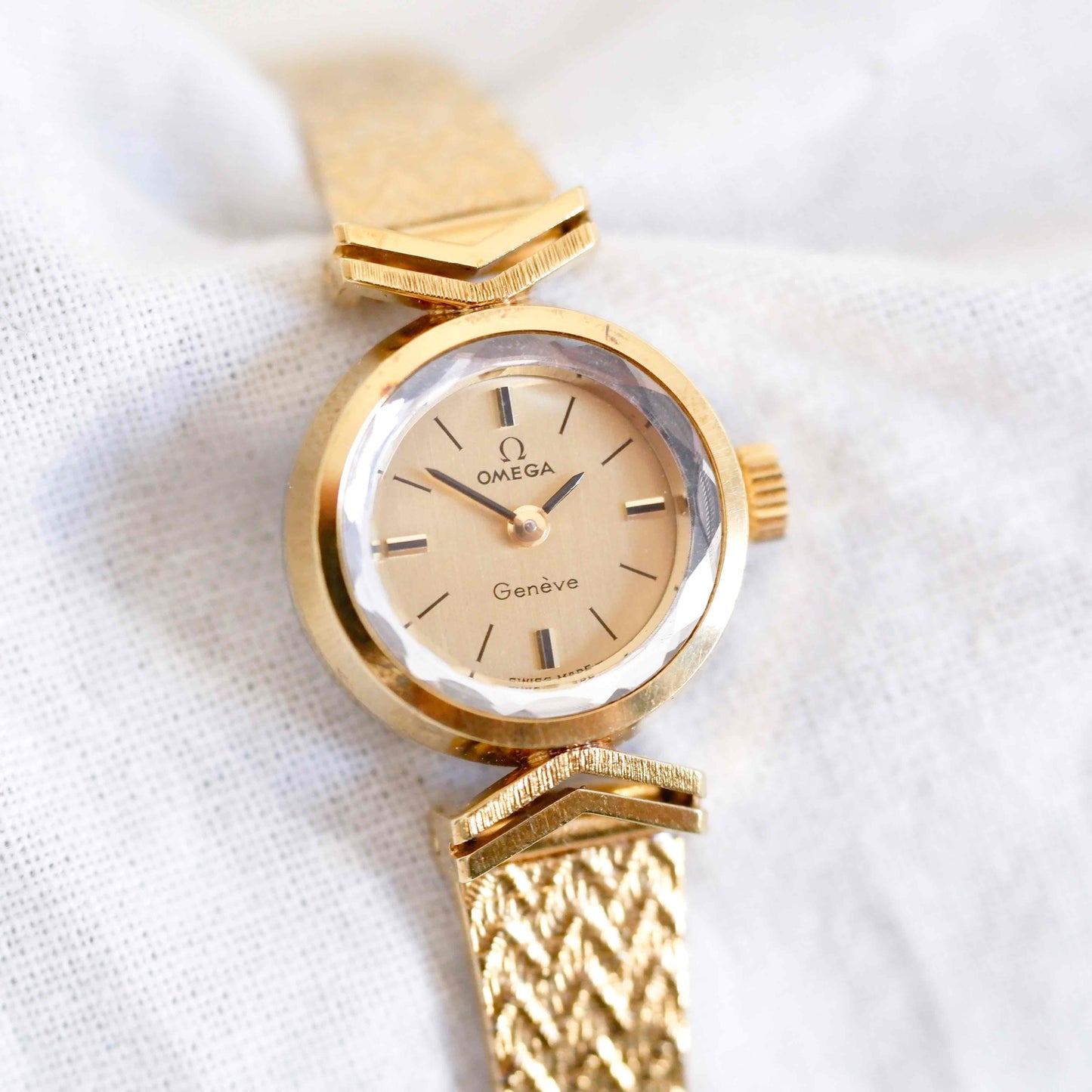 Omega Cocktail Watch: Vintage Ladies 60s Golden Mechanical with Champagne Dial