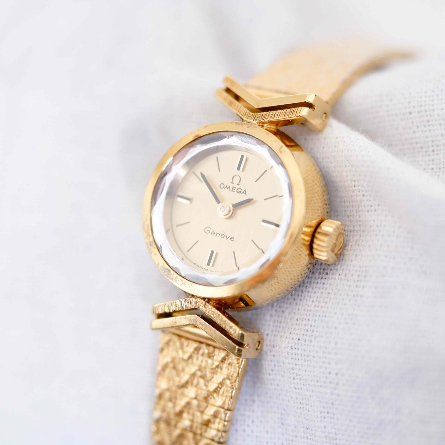 Omega Cocktail Watch: Vintage Ladies 60s Golden Mechanical with Champagne Dial