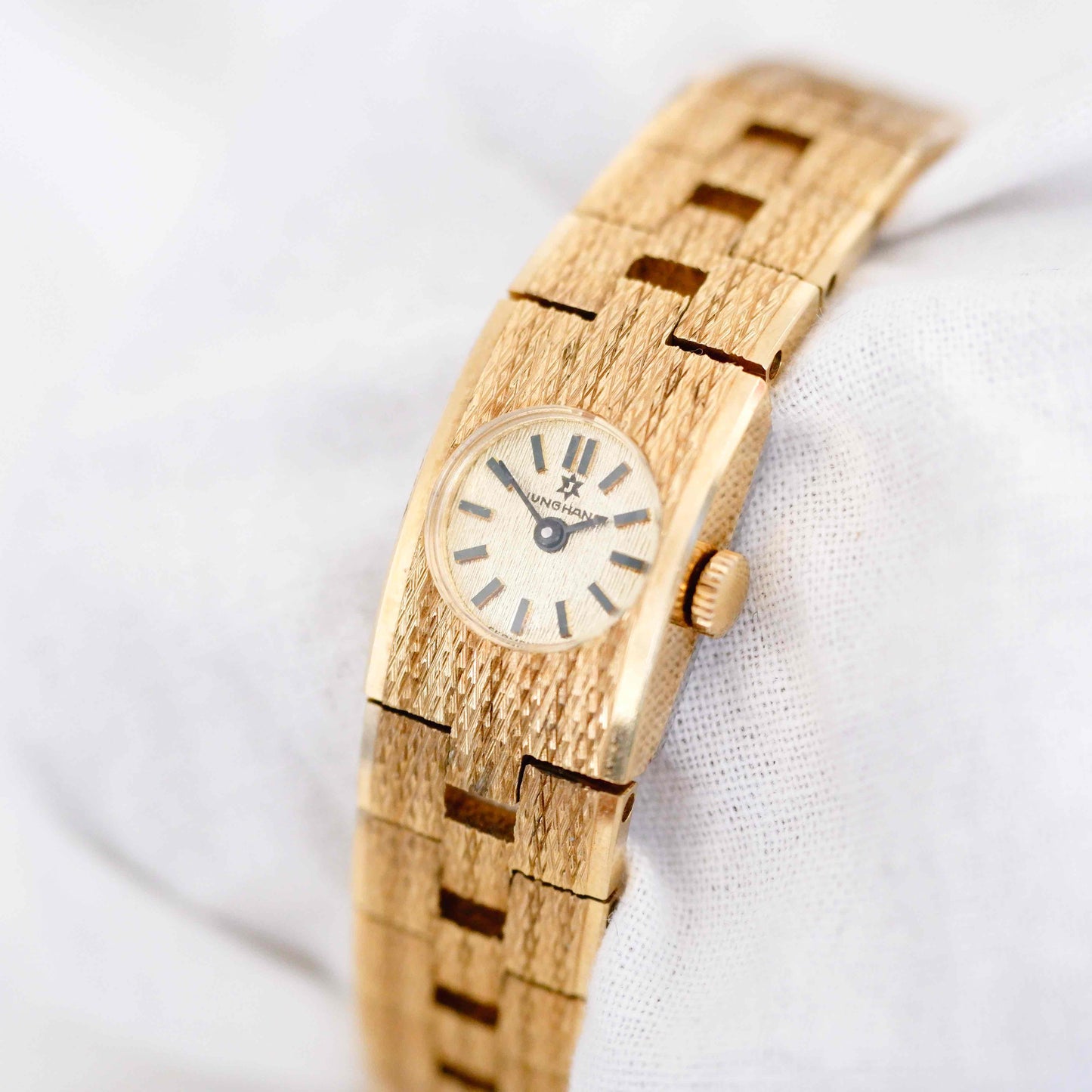 Junghans Cocktail Watch: Vintage Ladies 60s Golden Dainty with Mechanical Movement