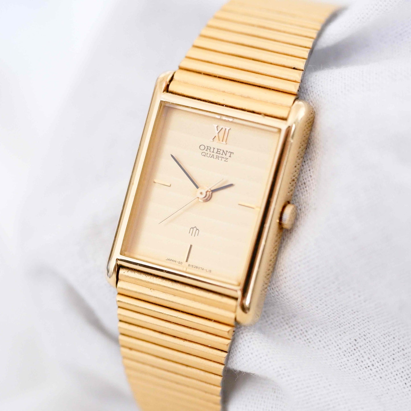 Orient Cocktail Tank Watch: Vintage Ladies 80s Golden Dainty with Champagne Dial