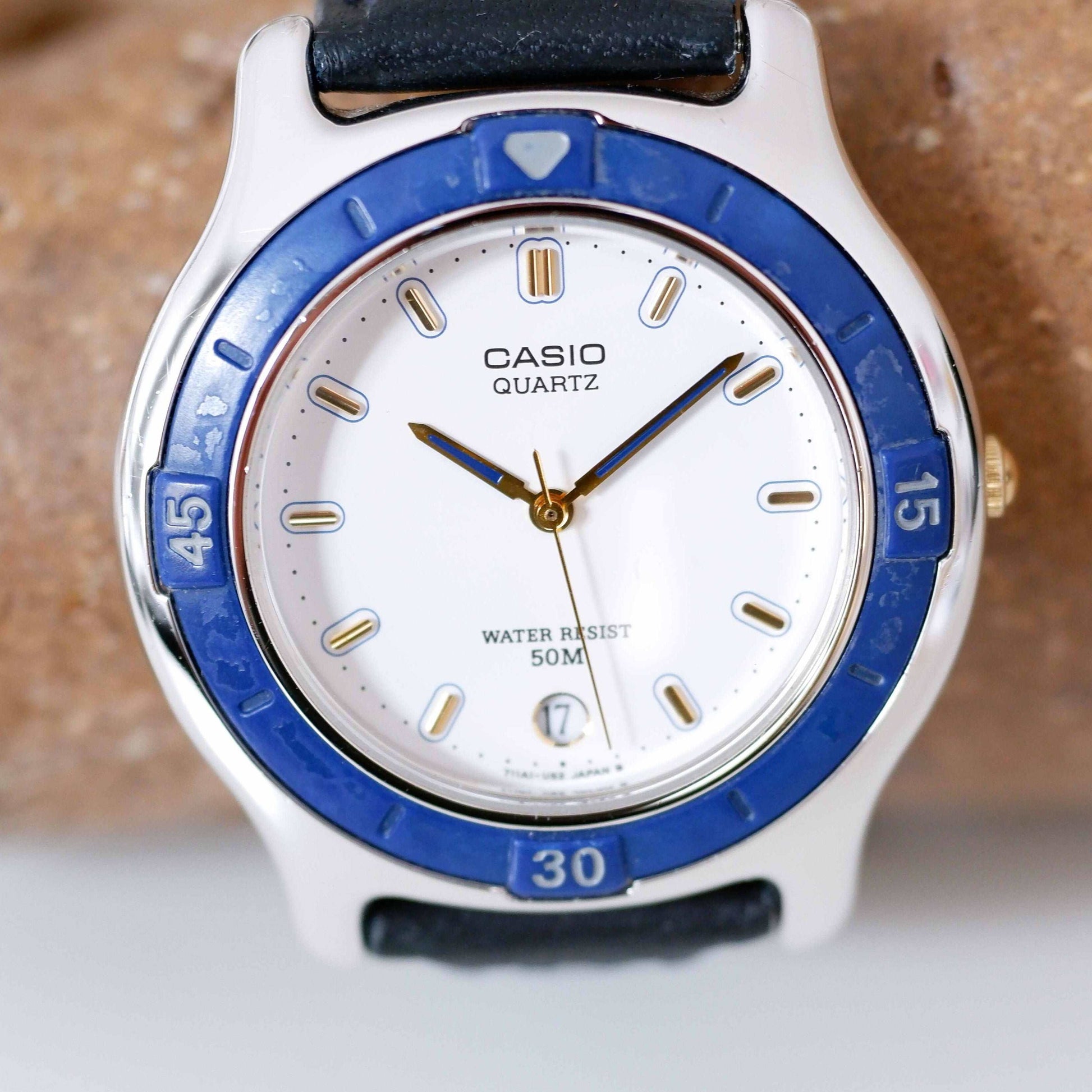 Casio Diver Vintage Ladies Watch: 90s Silver and Blue Dial | Second Front Side