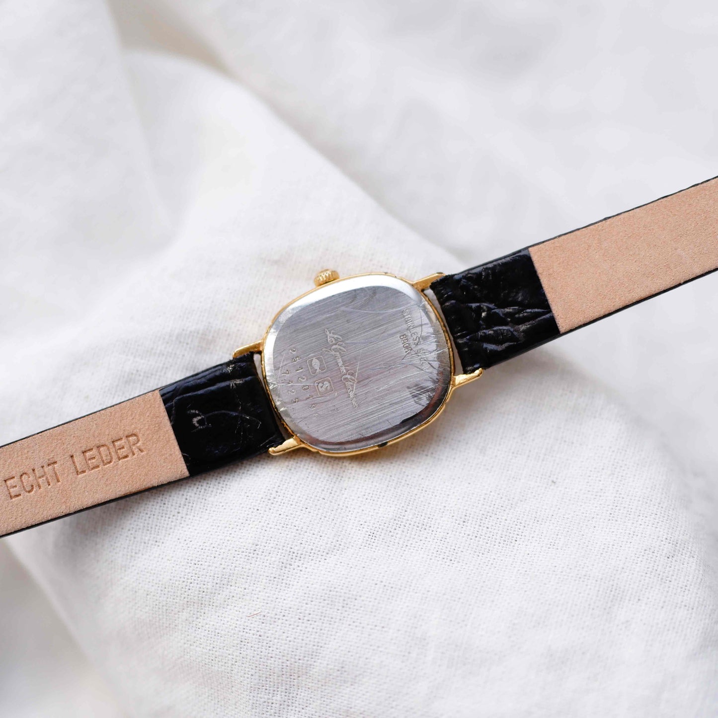 Longines La Grande Classique: Ladies Tank Watch 90s Gold with White Roman Dial