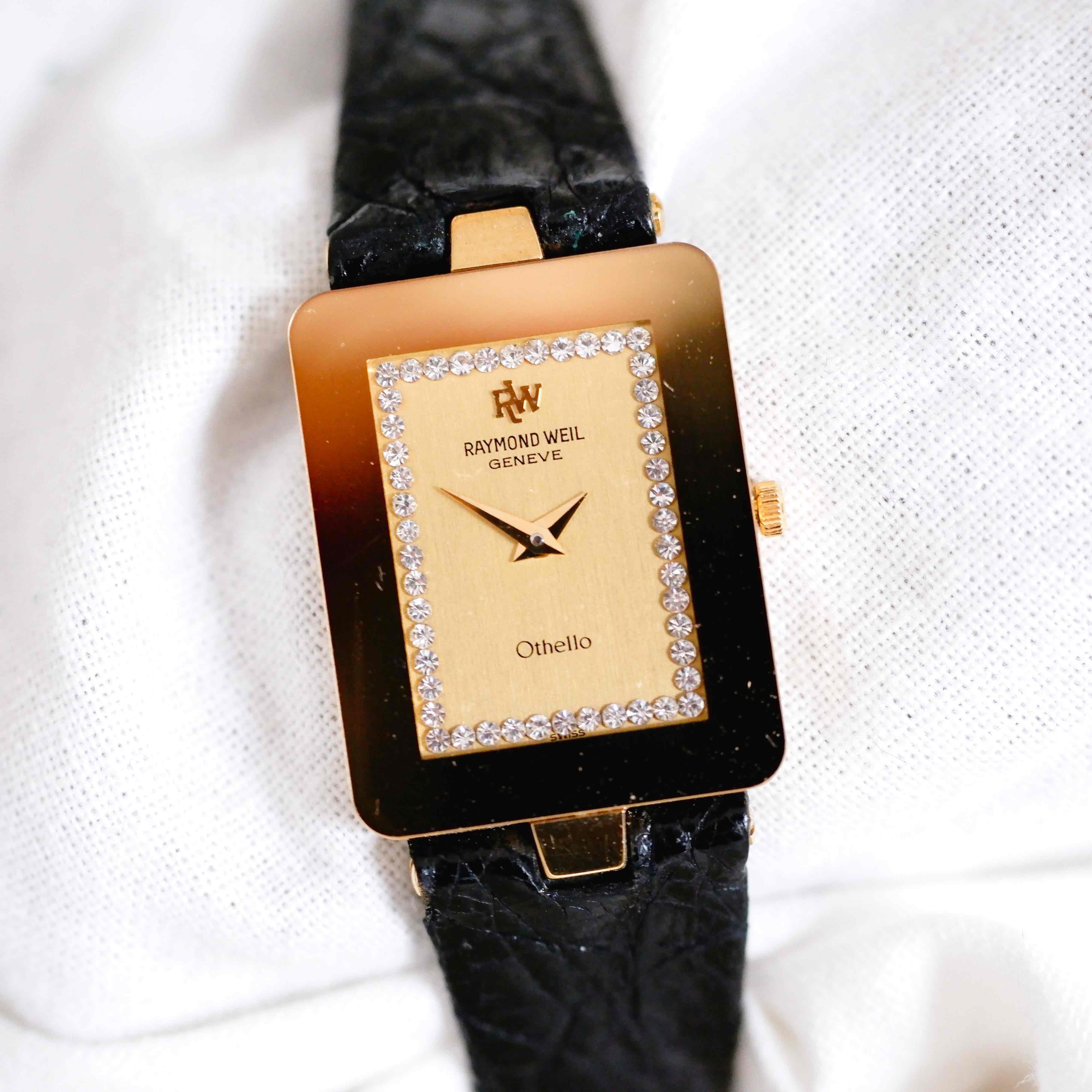 Raymond Weil Othello Vintage Ladies Watch: 80s Golden Rectangular