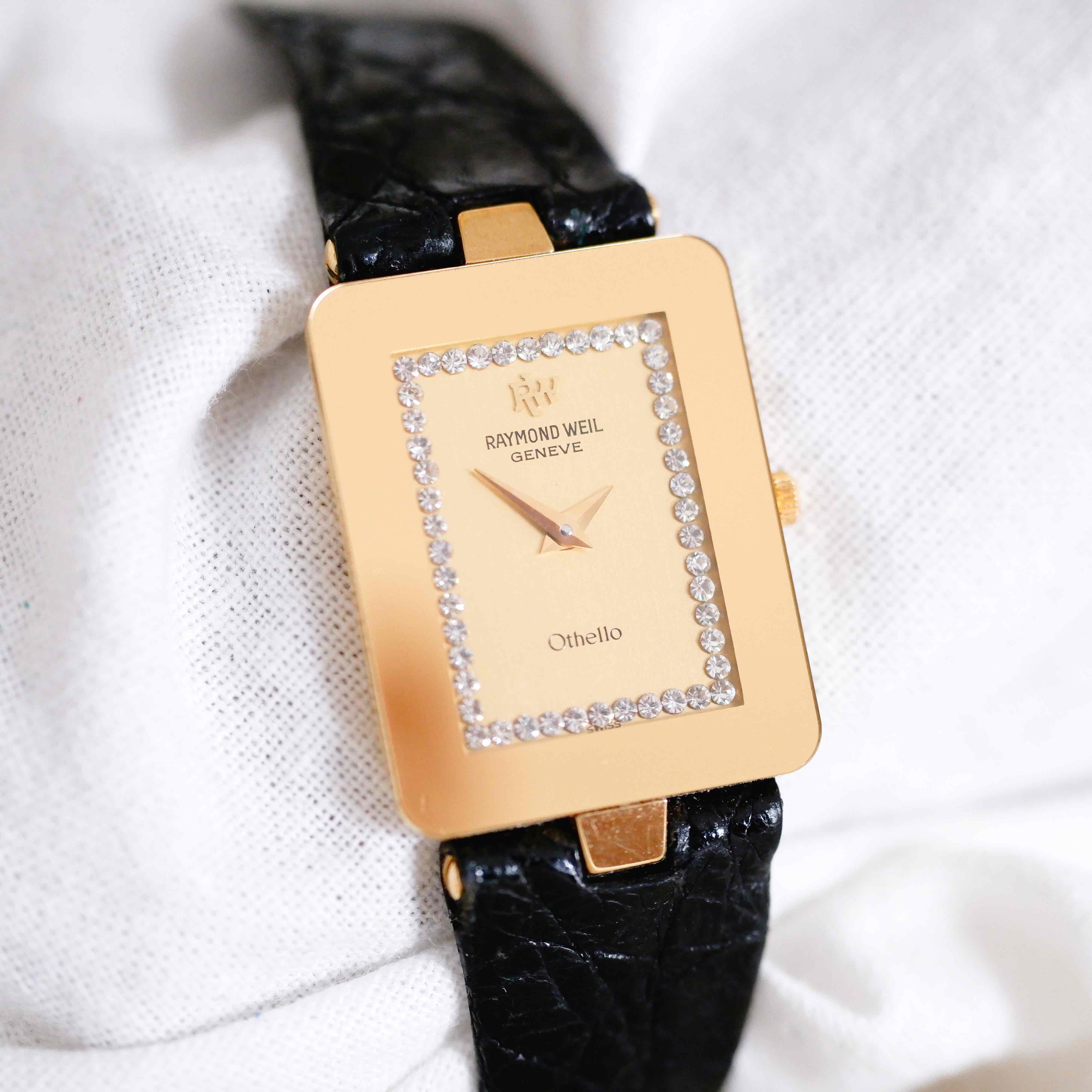 Raymond Weil Othello Vintage Ladies Watch: 80s Golden Rectangular