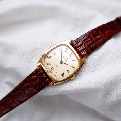 Omega De Ville: Vintage Ladies 70s Icon Hand-Wound with Champagne Dial