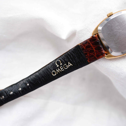 Omega De Ville: Vintage Ladies 70s Icon Hand-Wound with Champagne Dial