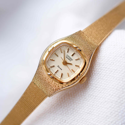 Citizen Cocktail Watch: Vintage Ladies 80s Golden Dainty with Champagne Dial