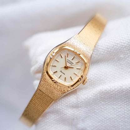 Citizen Cocktail Watch: Vintage Ladies 80s Golden Dainty with Champagne Dial