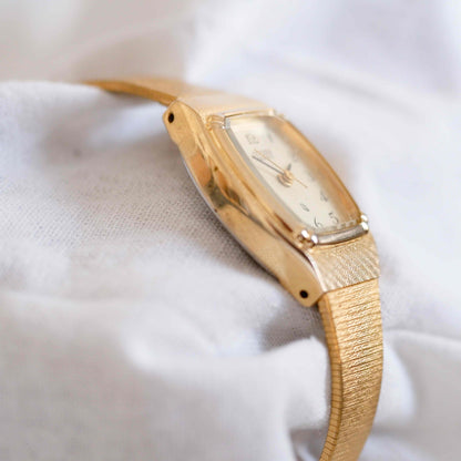 Citizen Cocktail Watch: Vintage 80s Ladies Golden Dainty with Light Gold Dial