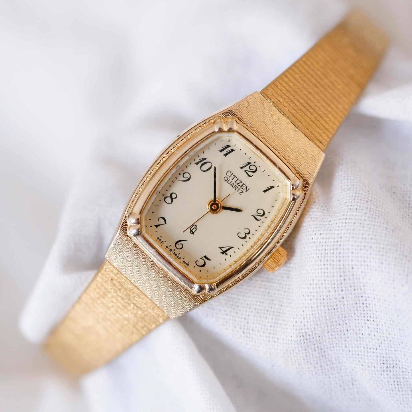 Citizen Cocktail Watch: Vintage 80s Ladies Golden Dainty with Light Gold Dial