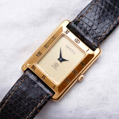 Vintage Gucci 4200L Tank: Ladies Watch: 90s Gold Champagne Dial