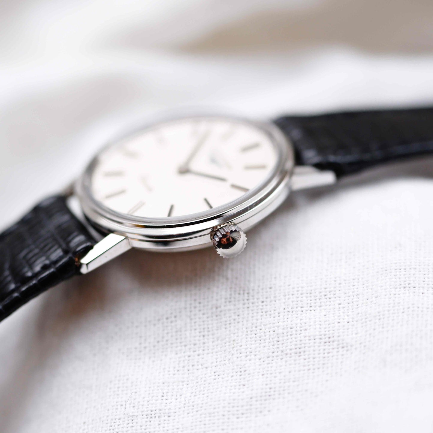 Longines Vintage Watch: Ladies 80s Minimal White Dial - NOS