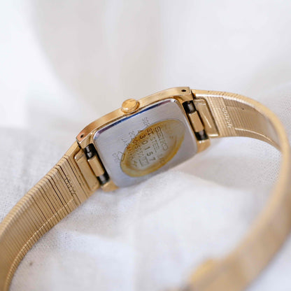 Seiko Cocktail Watch: Vintage 80s Ladies Golden Dainty with Champagne Dial