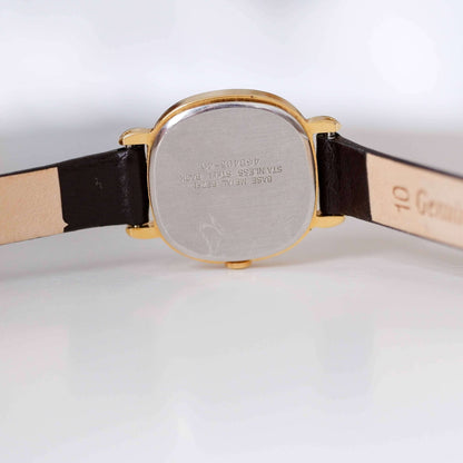 Favorit Vintage Ladies Watch: 90s Golden Elegant Square Style with Roman Numerals, Back Side