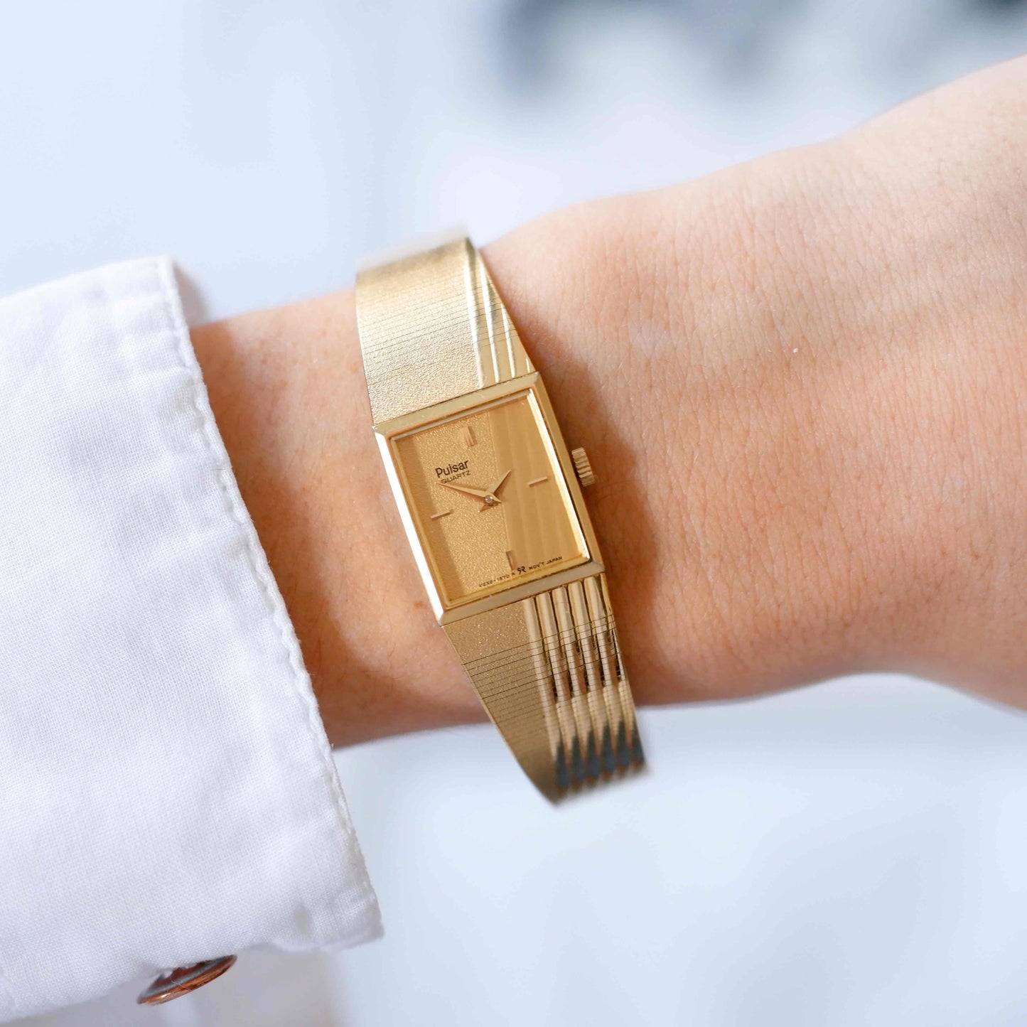 Pulsar Cocktail Watch: Vintage Ladies 80s Golden Dainty with Champagne Dial - NOS