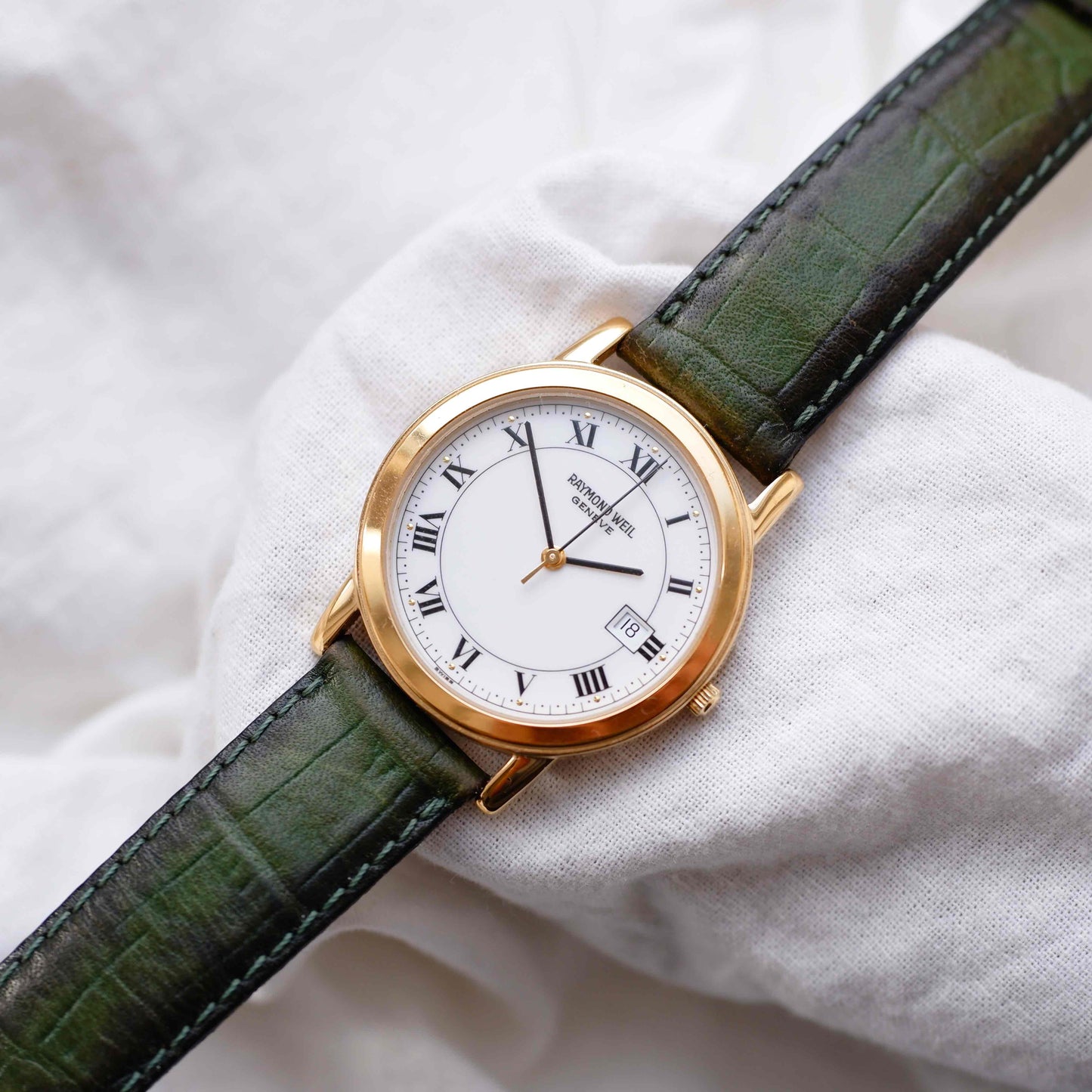 Raymond Weil Watch: Vintage 90s Golden Roman Numerals White Dial