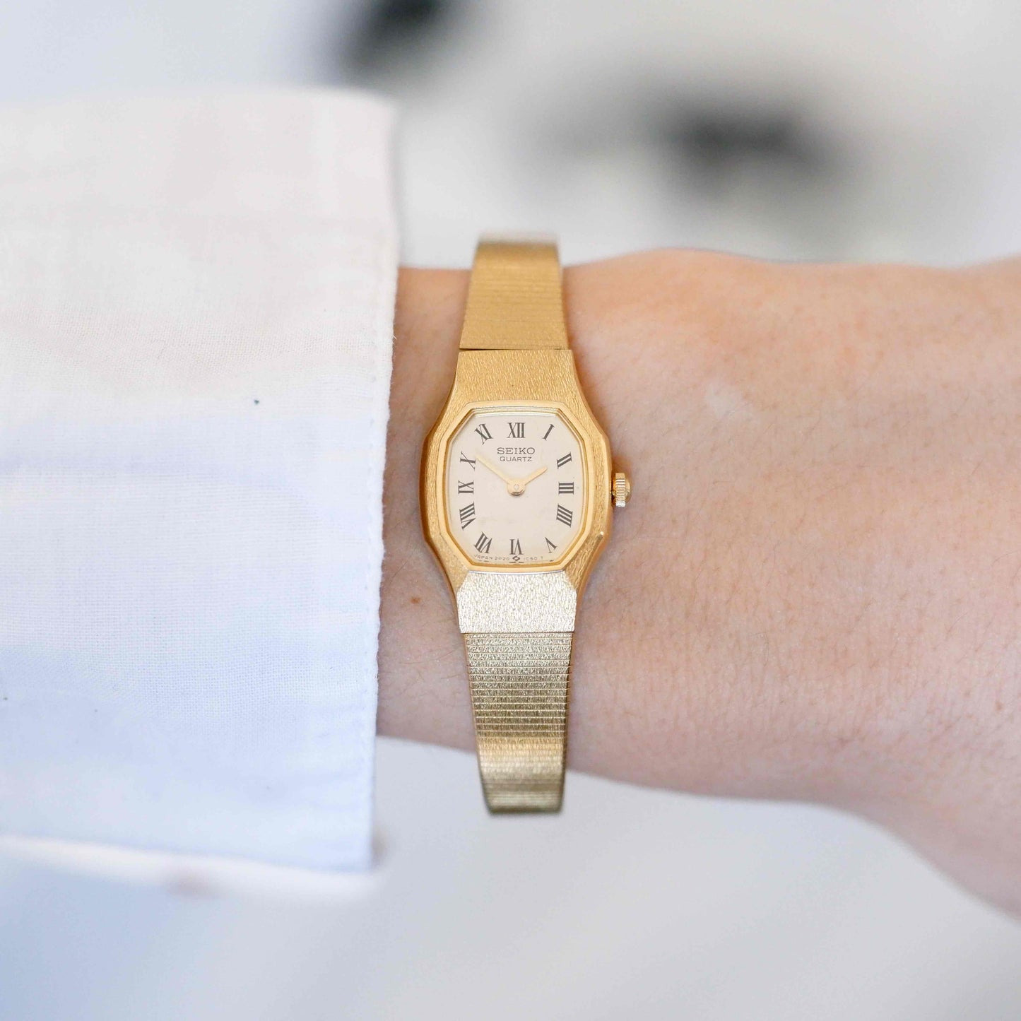 Seiko Cocktail Watch: Vintage Ladies 80s Golden Dainty with Champagne Dial