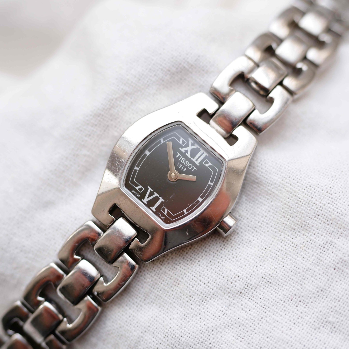 Tissot Vintage Watch: Ladies 90s Tank Style Stella Black Dial