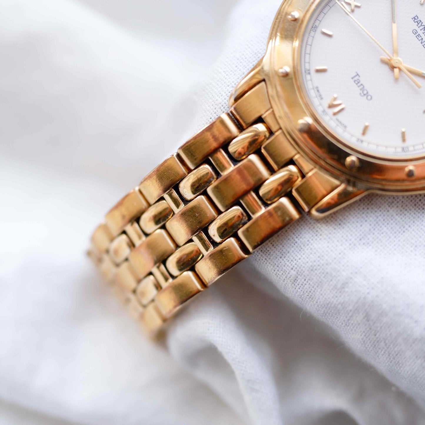 Raymond Weil Tango: Vintage Ladies 90s Watch White-Rose Dial