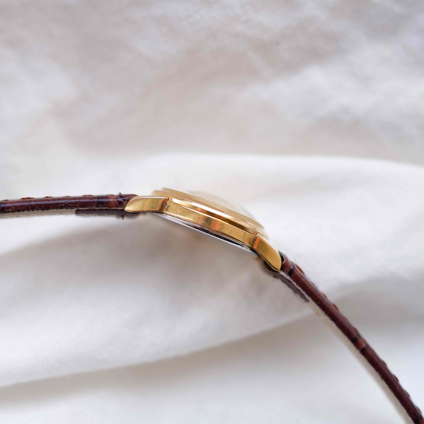 Omega Cocktail Watch: Vintage Ladies 50s Icon Hand-Wound with White Dial