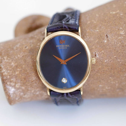 Raymond Weil Vintage Ladies Watch: 90s Golden Oval Style with Blue Sunburst Dial, Third Front Side