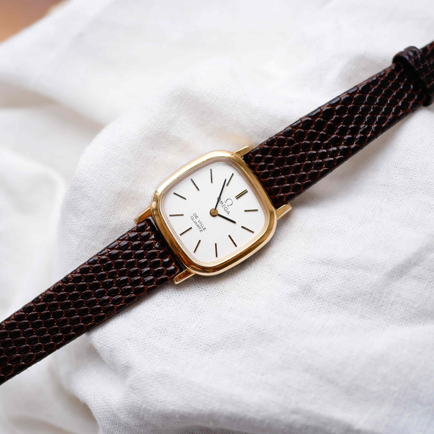 Omega De Ville: Vintage Ladies Watch 70s Golden Cushion Case