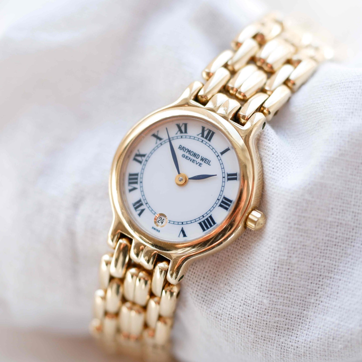 Raymond Weil Cocktail: Vintage Ladies 90s Gold with Roman Numerals