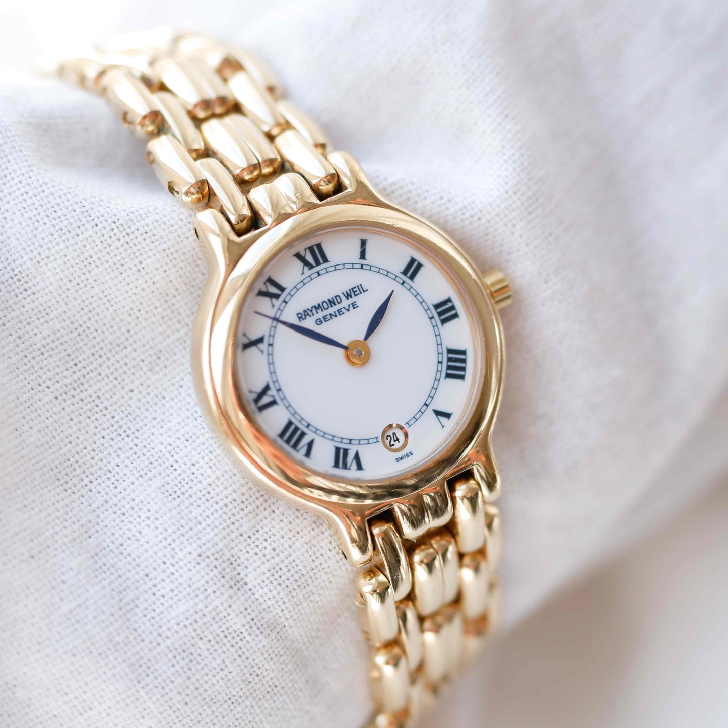 Raymond Weil Cocktail: Vintage Ladies 90s Gold with Roman Numerals