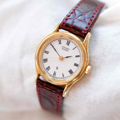 Citizen Cocktail Watch: Vintage Dainty Ladies 90s Golden with White Dial