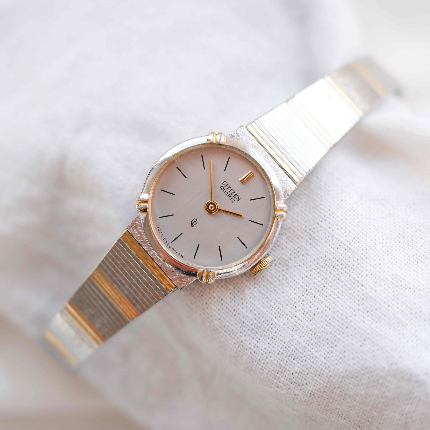 Citizen Cocktail Watch: Vintage Ladies 80s Golden Dainty with Gray Dial