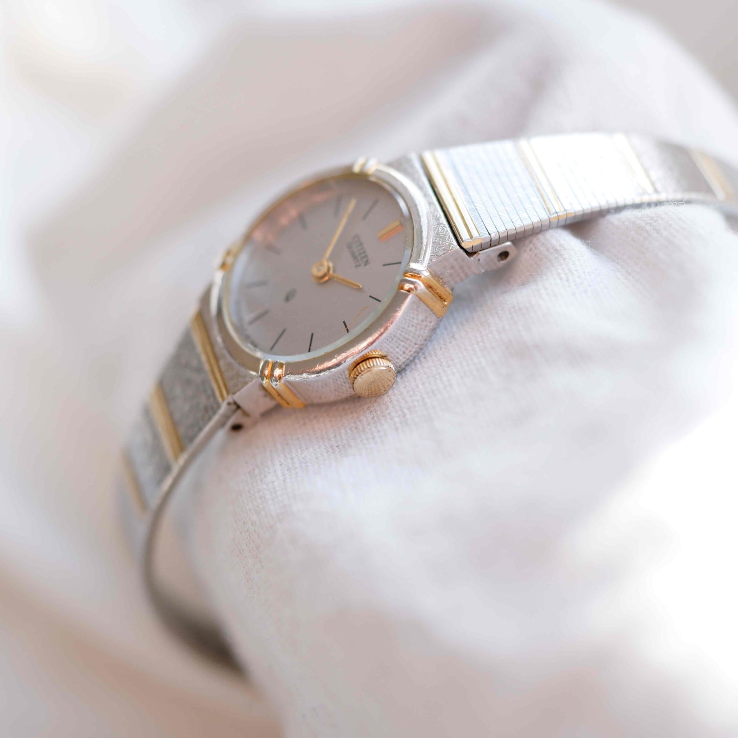 Citizen Cocktail Watch: Vintage Ladies 80s Golden Dainty with Gray Dial