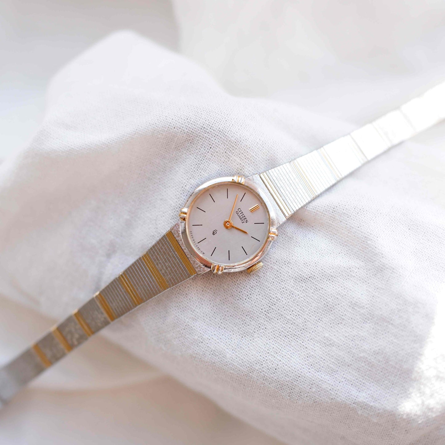 Citizen Cocktail Watch: Vintage Ladies 80s Golden Dainty with Gray Dial