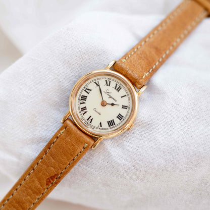 Longines Vintage Watch: Dainty Ladies 80s Golden with Ivory Dial