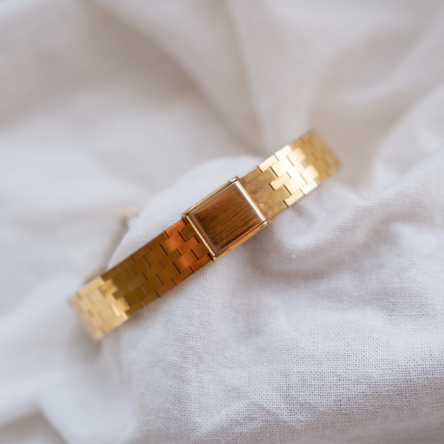 Movado by Zenith Museum: Vintage Mechanical Ladies 70s Gold Brown Dial