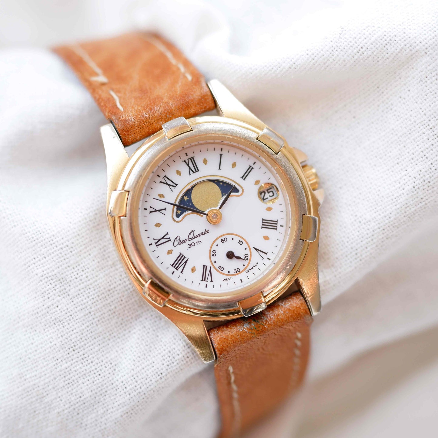 Osco Moon Phase Watch: Ladies 90s Gold with Roman Numerals Blue White Dial