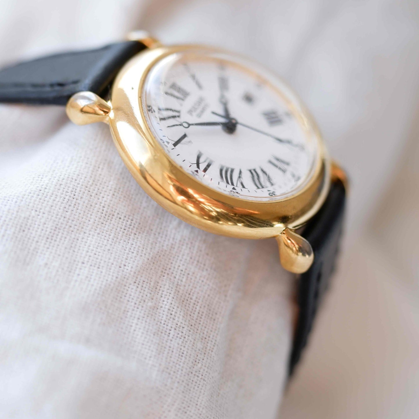 Pulsar Vintage Watch: Ladies 80s Gold Roman Numerals