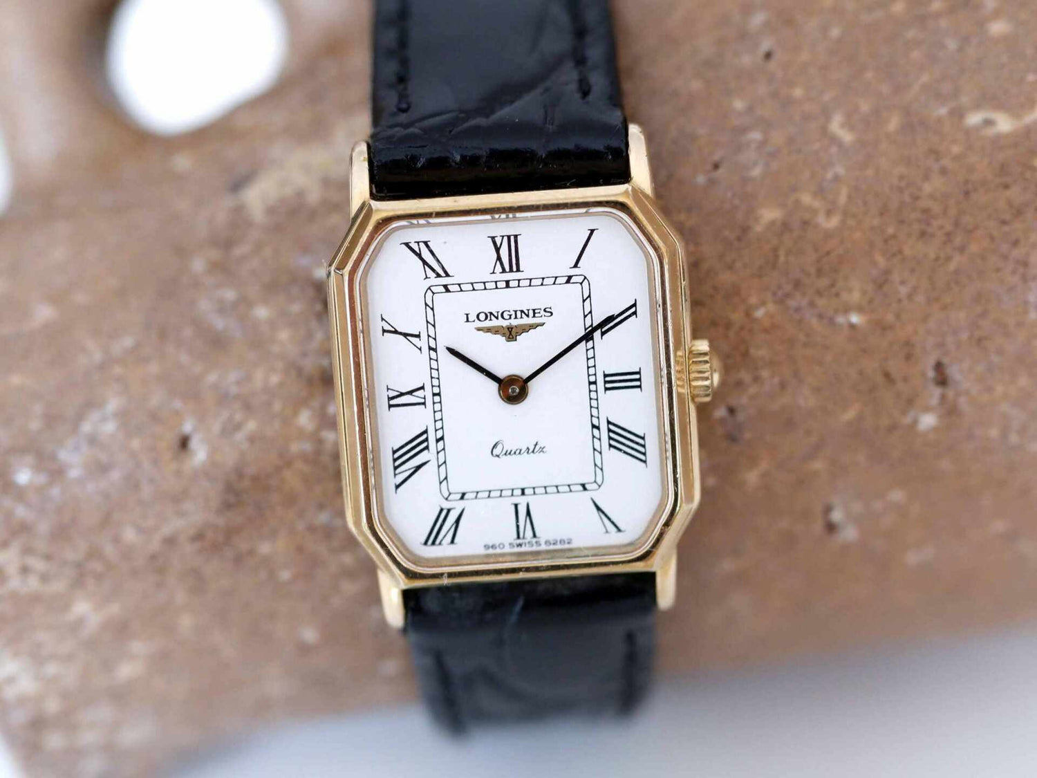 Longines Vintage Ladies Watch: 90s Golden, Rectangular with Roman Numerals | Front Side