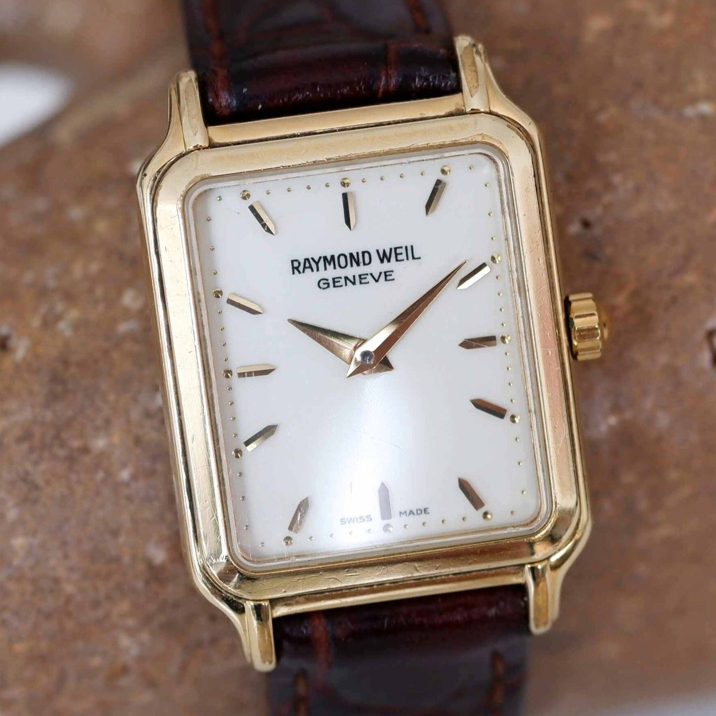 Raymond Weil Vintage Ladies Watch: 90s Golden Rectangular Style with White Dial | First Front Side