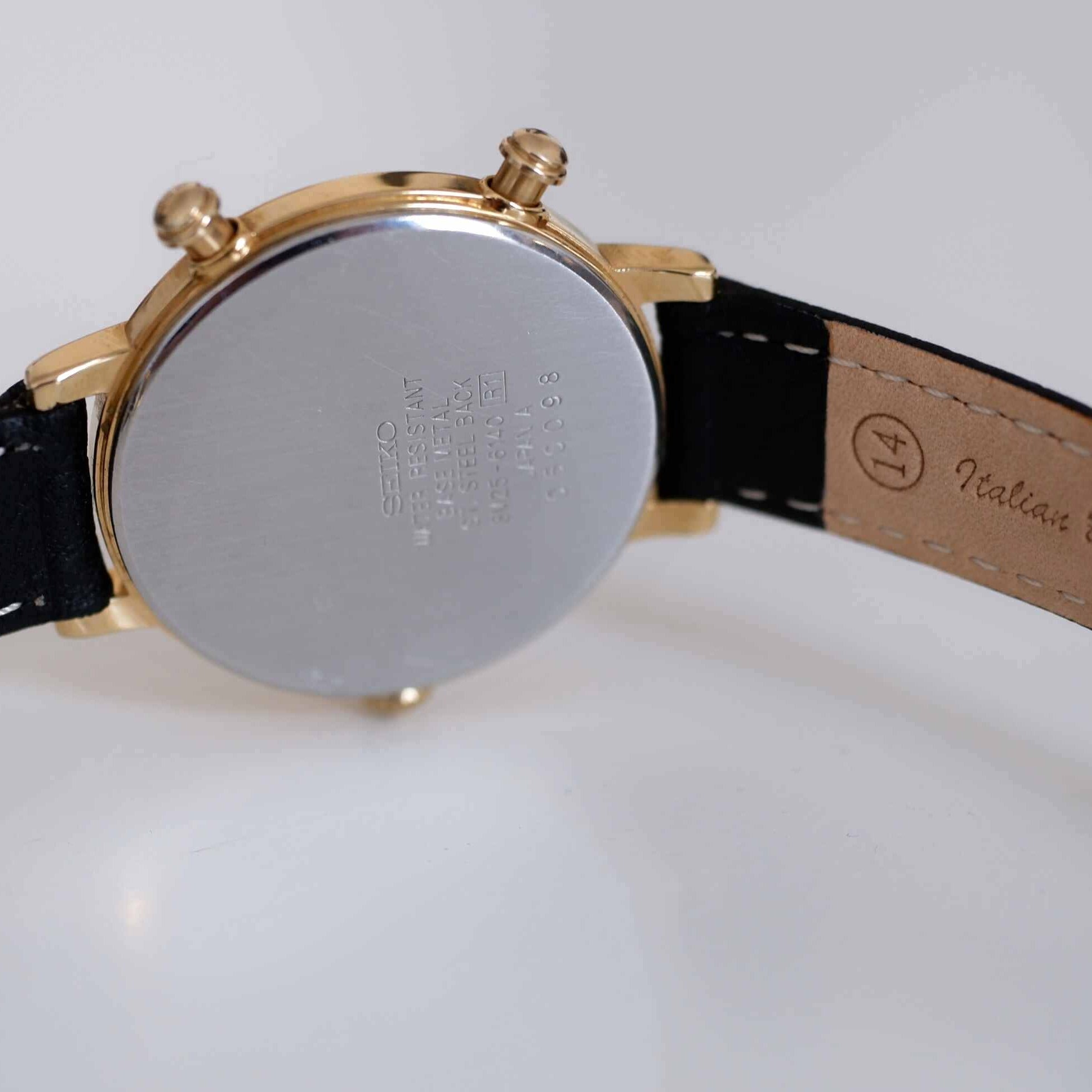Seiko Chronograph Watch: Vintage Ladies 90s Golden with Roman