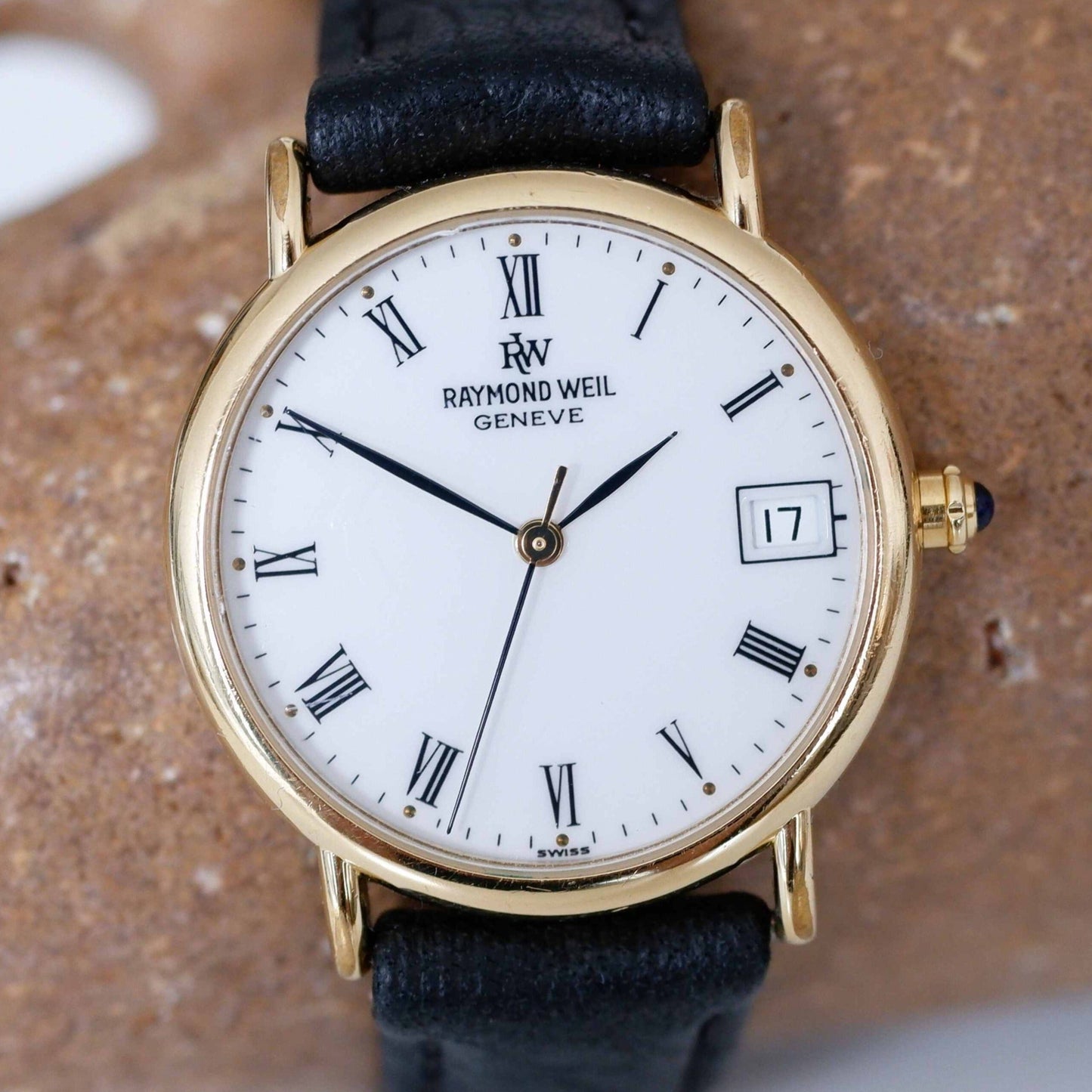 Raymond Weil Vintage Ladies Watch: 90s Golden Icon with Roman Numerals | First Front Side