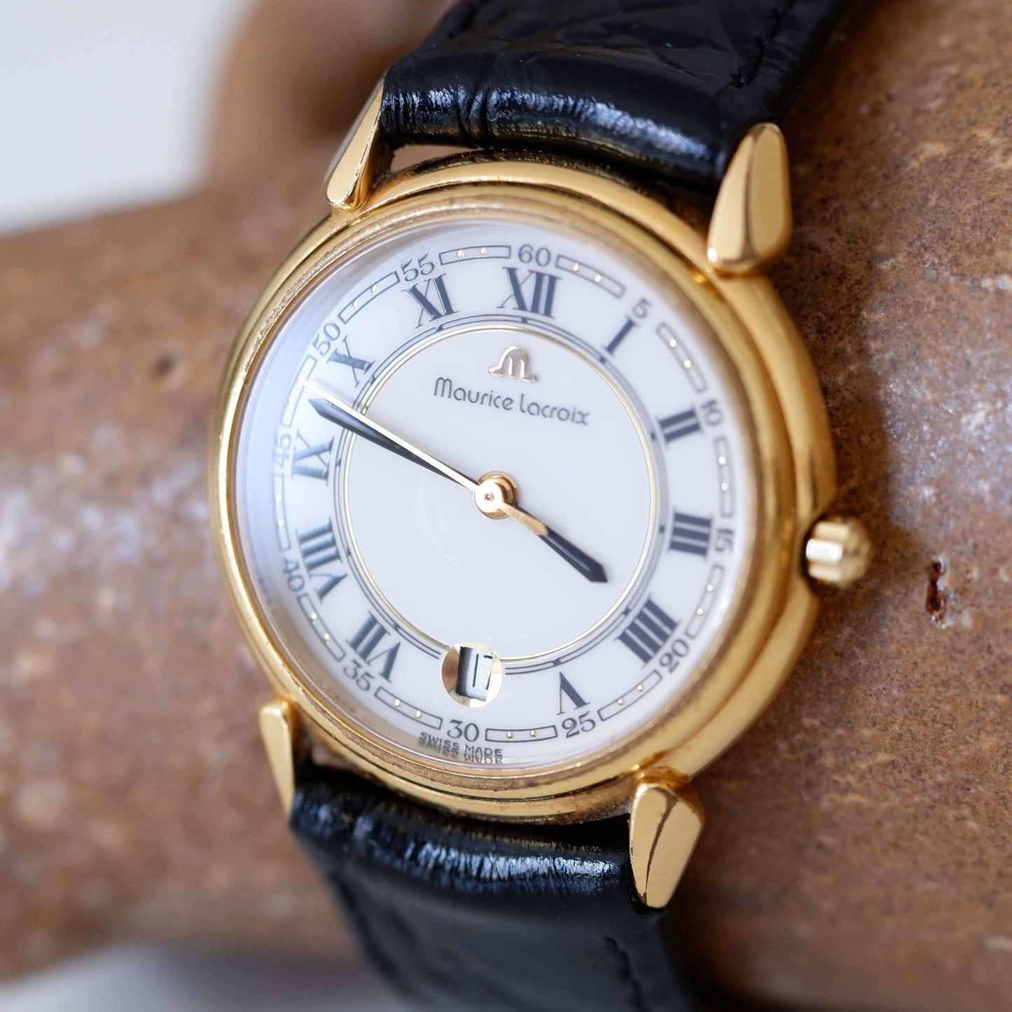 Maurice Lacroix Vintage Ladies Watch: 90s Golden with Classic Roman Numerals | Slight Right Side