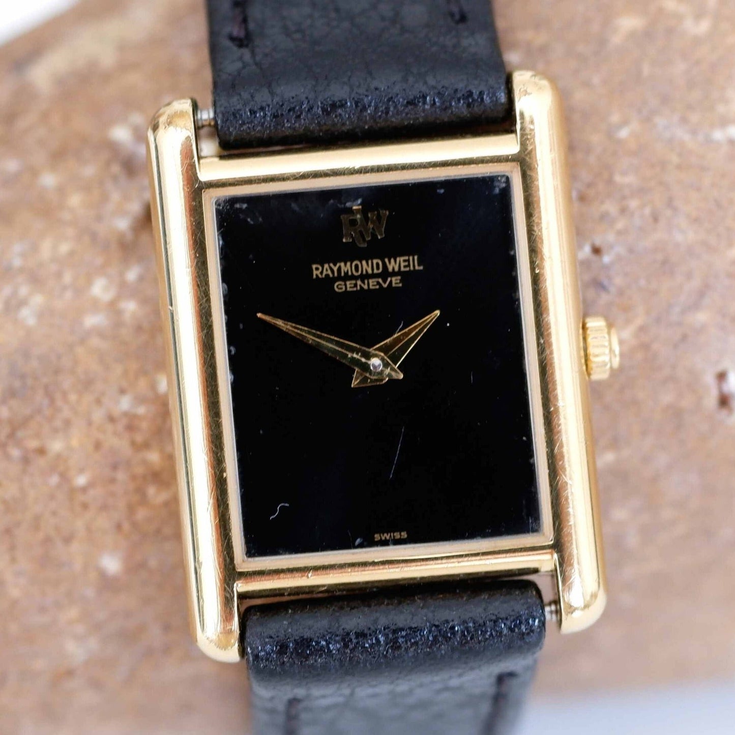 Raymond Weil Vintage Ladies Watch: 90s Golden Rectangular Style with Black Dial | Second Front Side