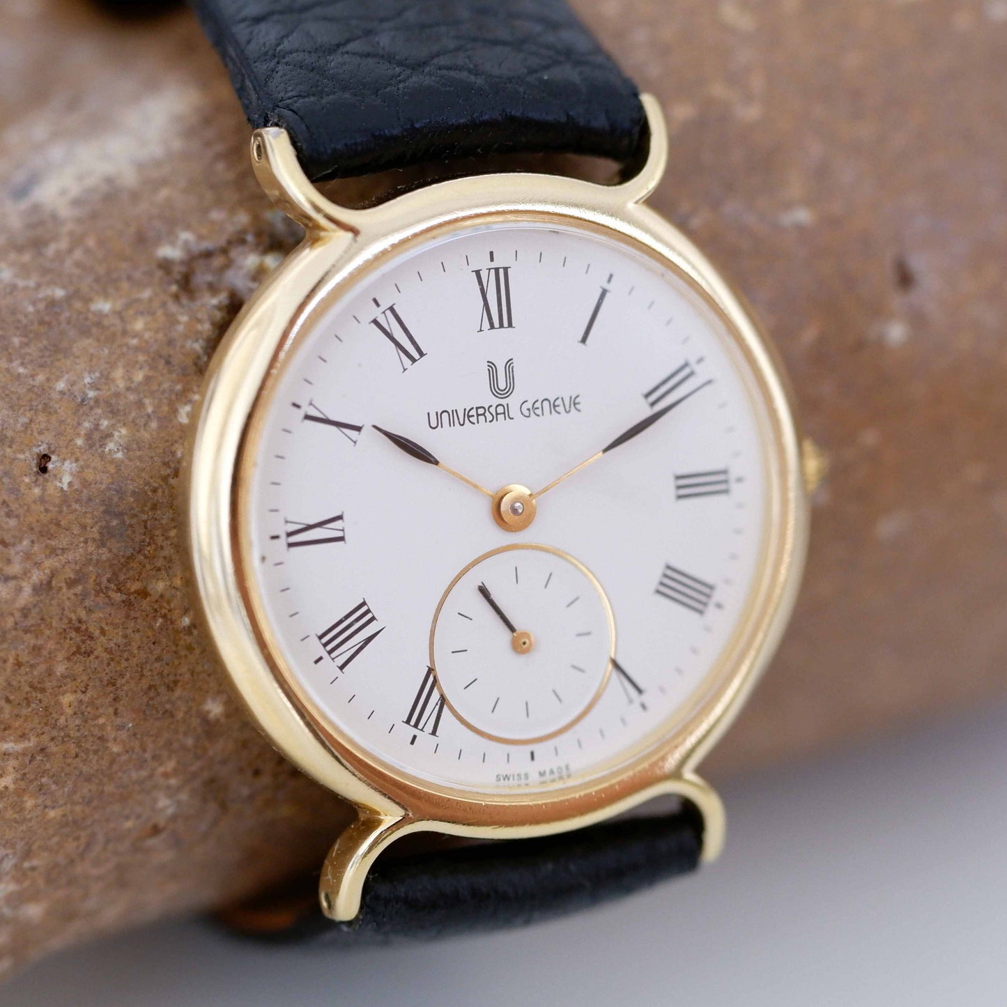 Universal Geneve Vintage Ladies Watch: 90s Golden Iconic Small Second | Slight Left Side