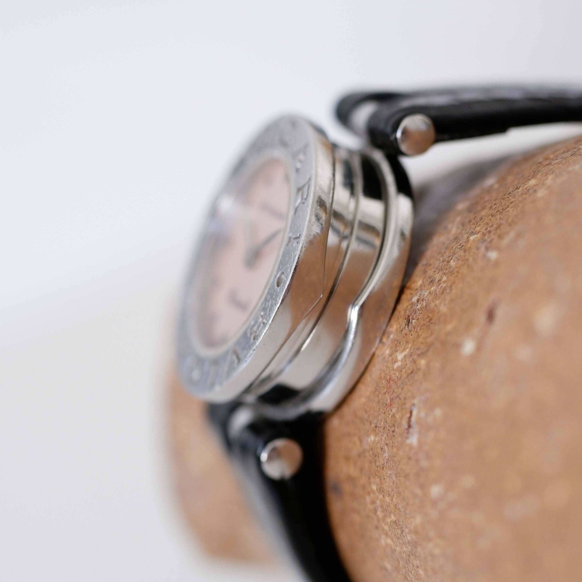 Bulgari B.Zero1 Vintage Ladies Watch: 2000s Silver Classic, Mother of Pearl Dial | Side View Right