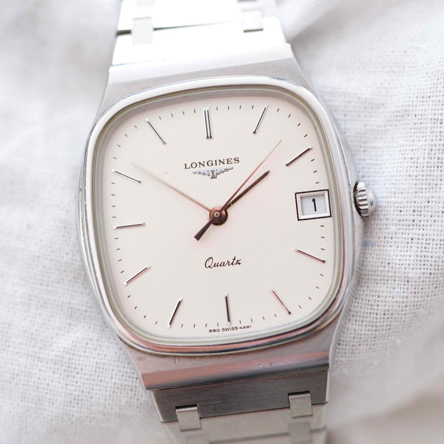 Longines Vintage Watch: Ladies 80s Silver Classic with White Dial