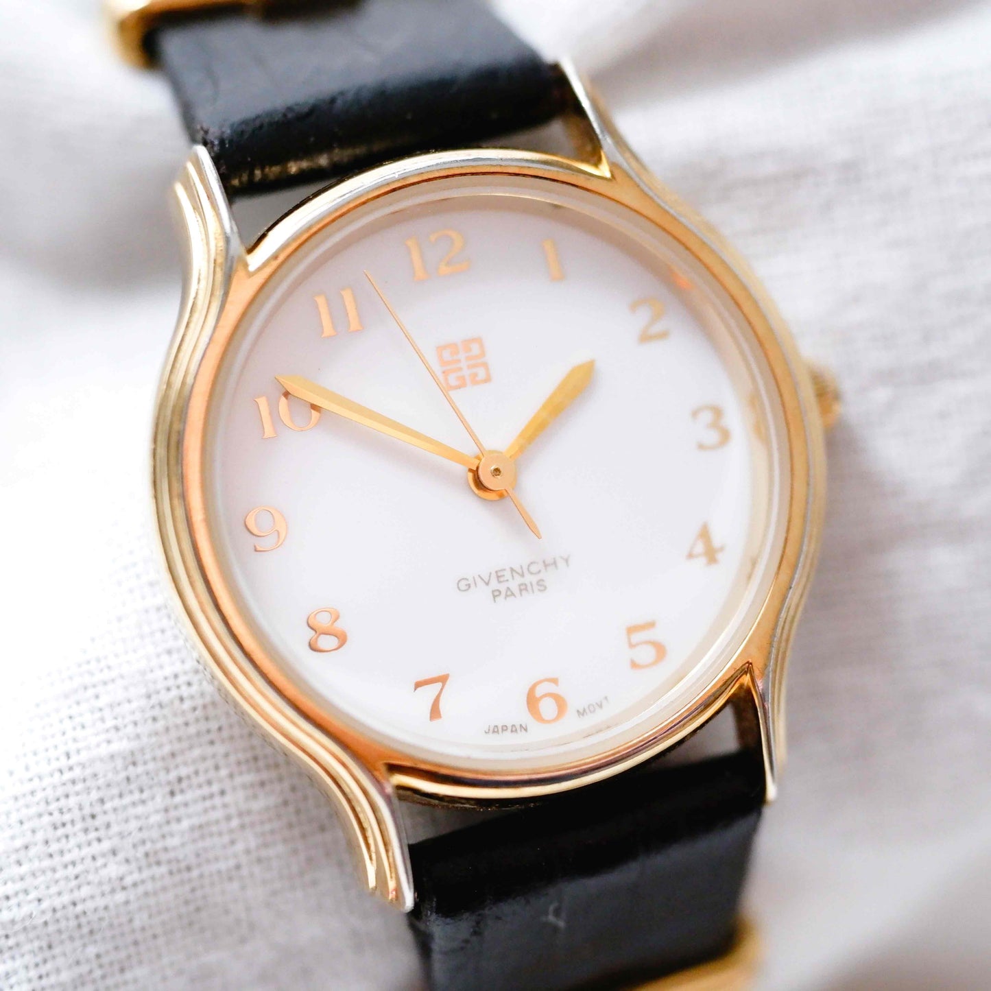 Givenchy Vintage Watch: Ladies 90s Golden with White Dial