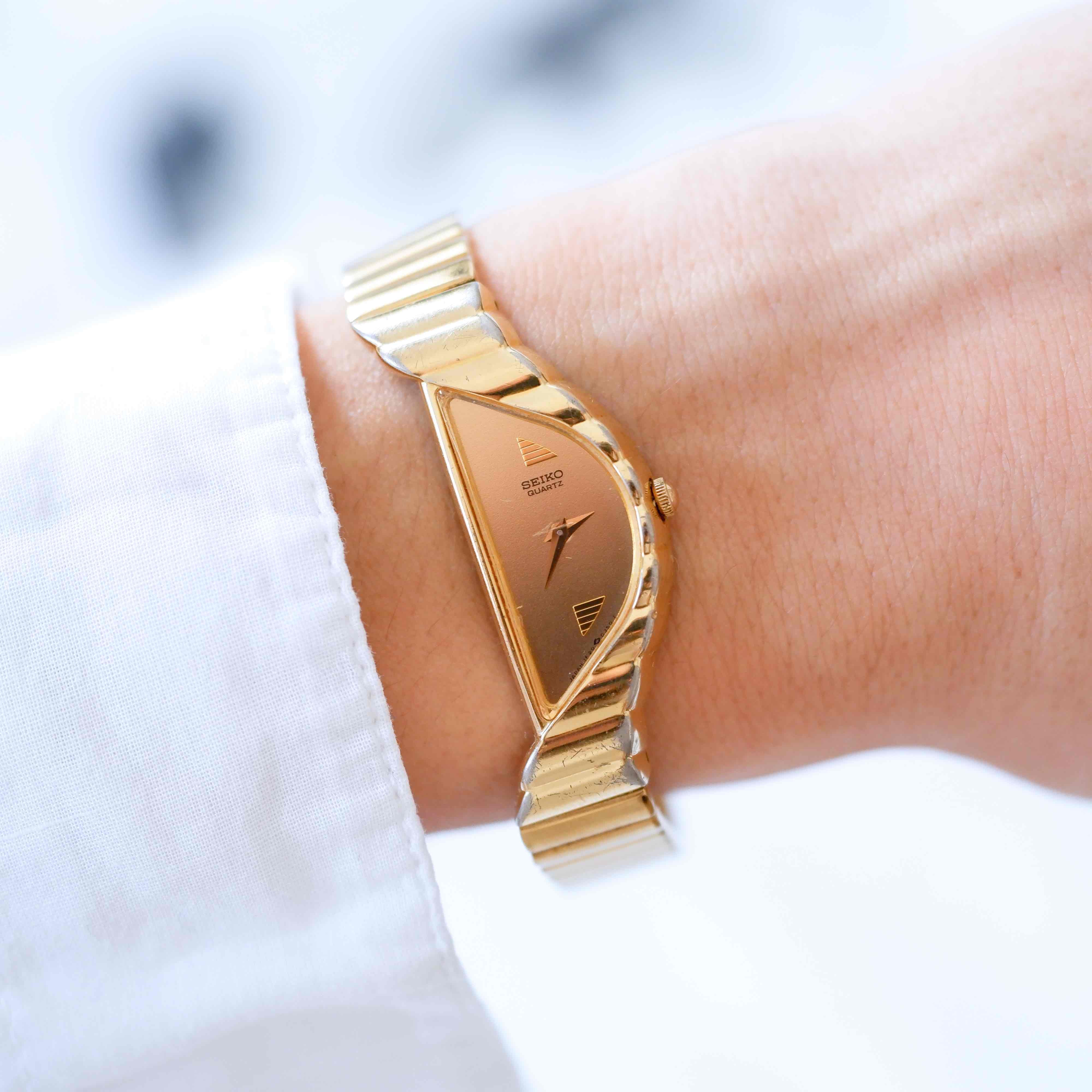 Seiko Half Moon: Vintage Cocktail Watch 80s Ladies Golden Dainty