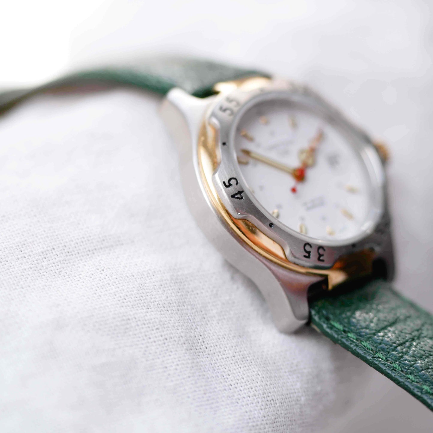 Certina DS Vintage: Ladies Watch 90s Two Tone Classic White Dial NOS
