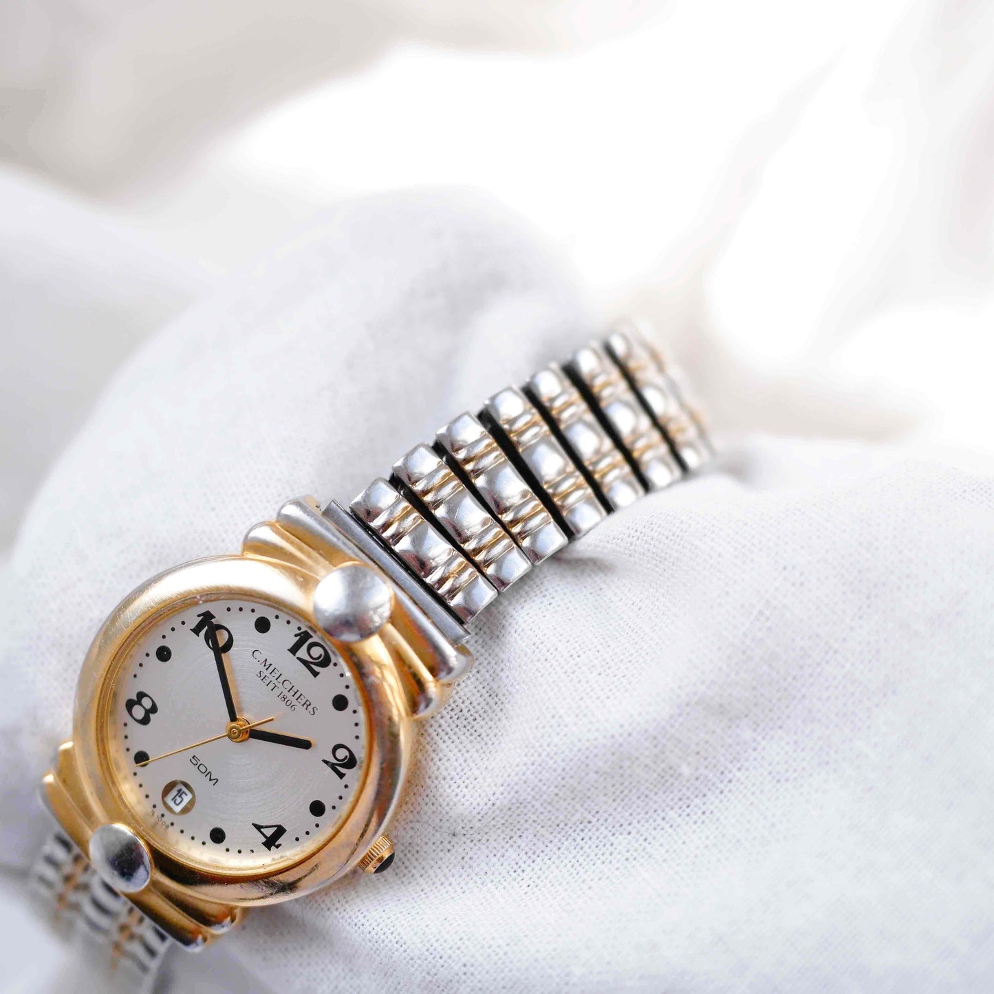 C.Melchers Vintage Watch: Ladies 90s Golden Sunburst Dial Elastic Bracelet