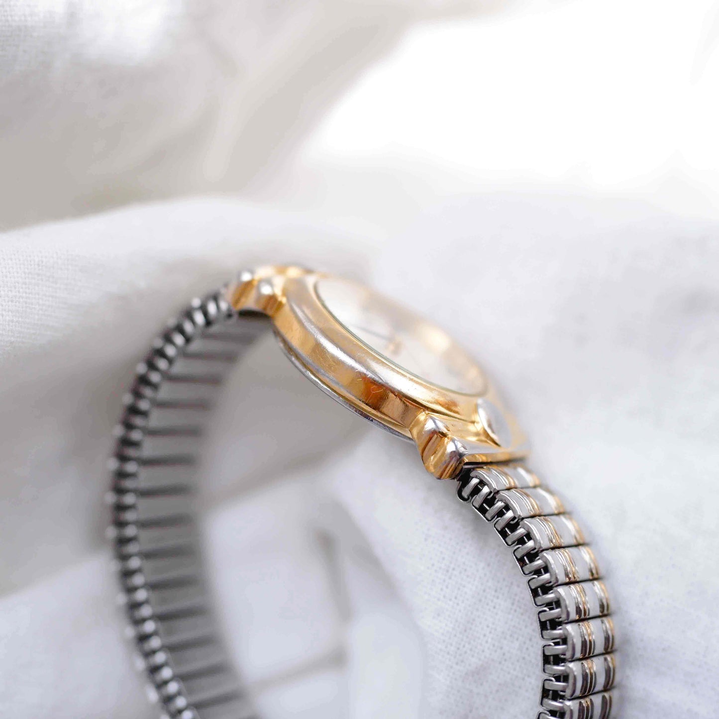C.Melchers Vintage Watch: Ladies 90s Golden Sunburst Dial Elastic Bracelet